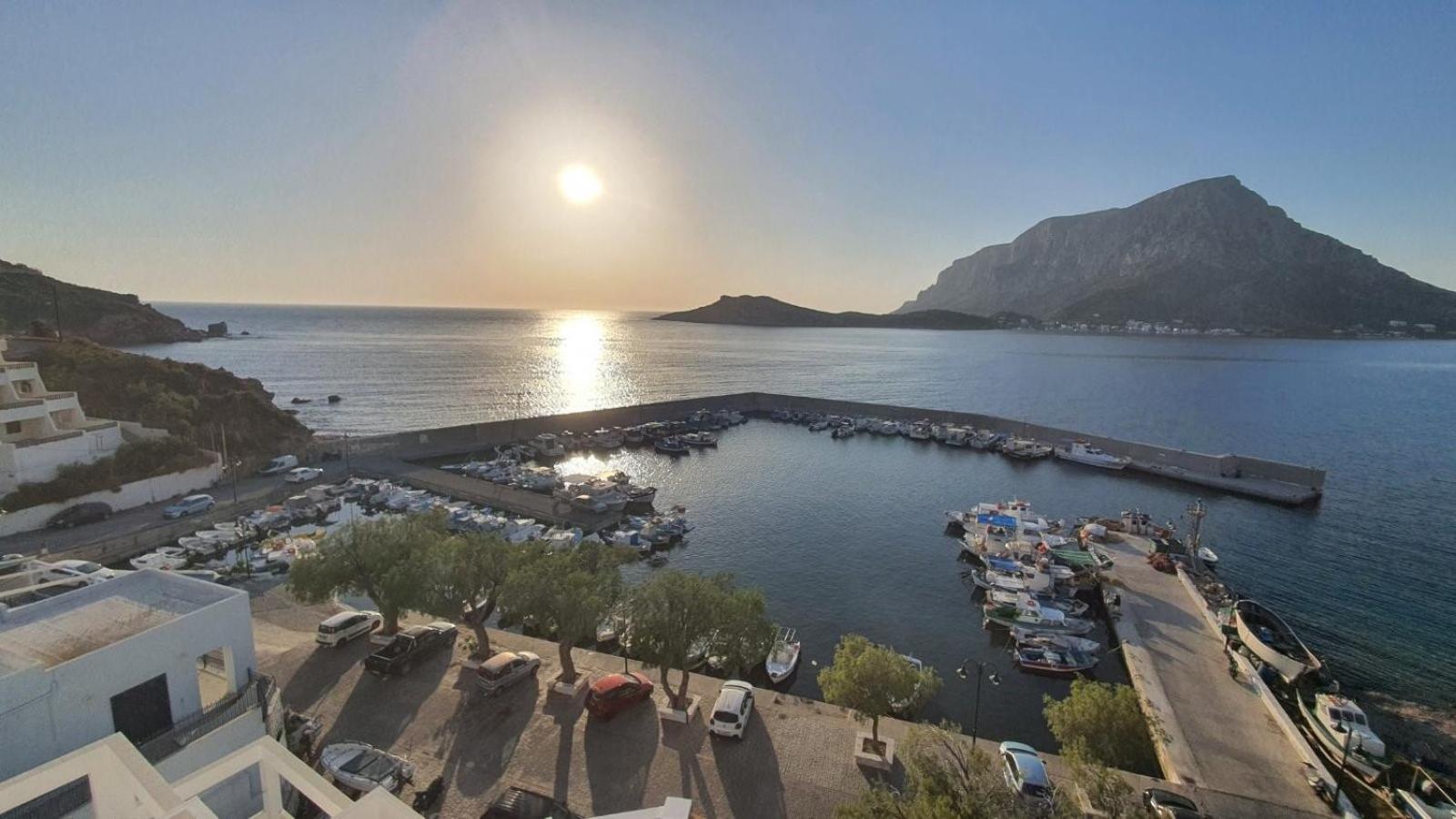 Australia Apartments Kalymnos Town ภายนอก รูปภาพ