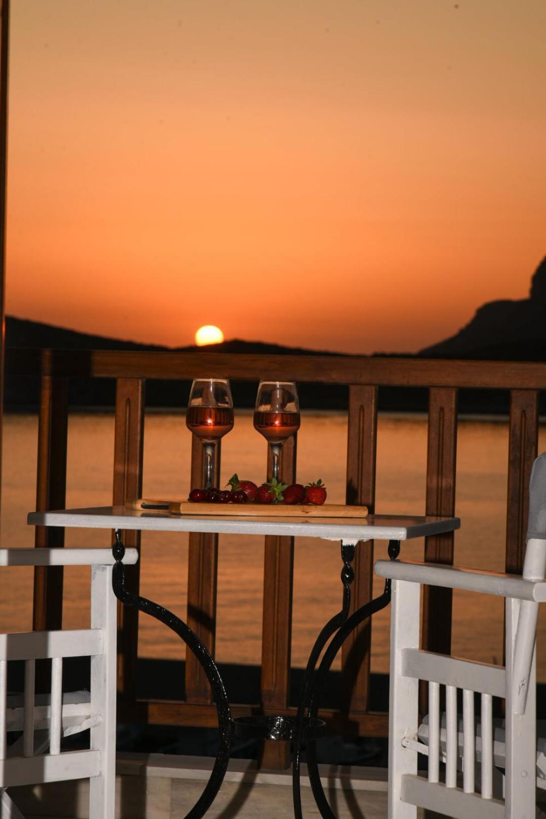 Australia Apartments Kalymnos Town ภายนอก รูปภาพ