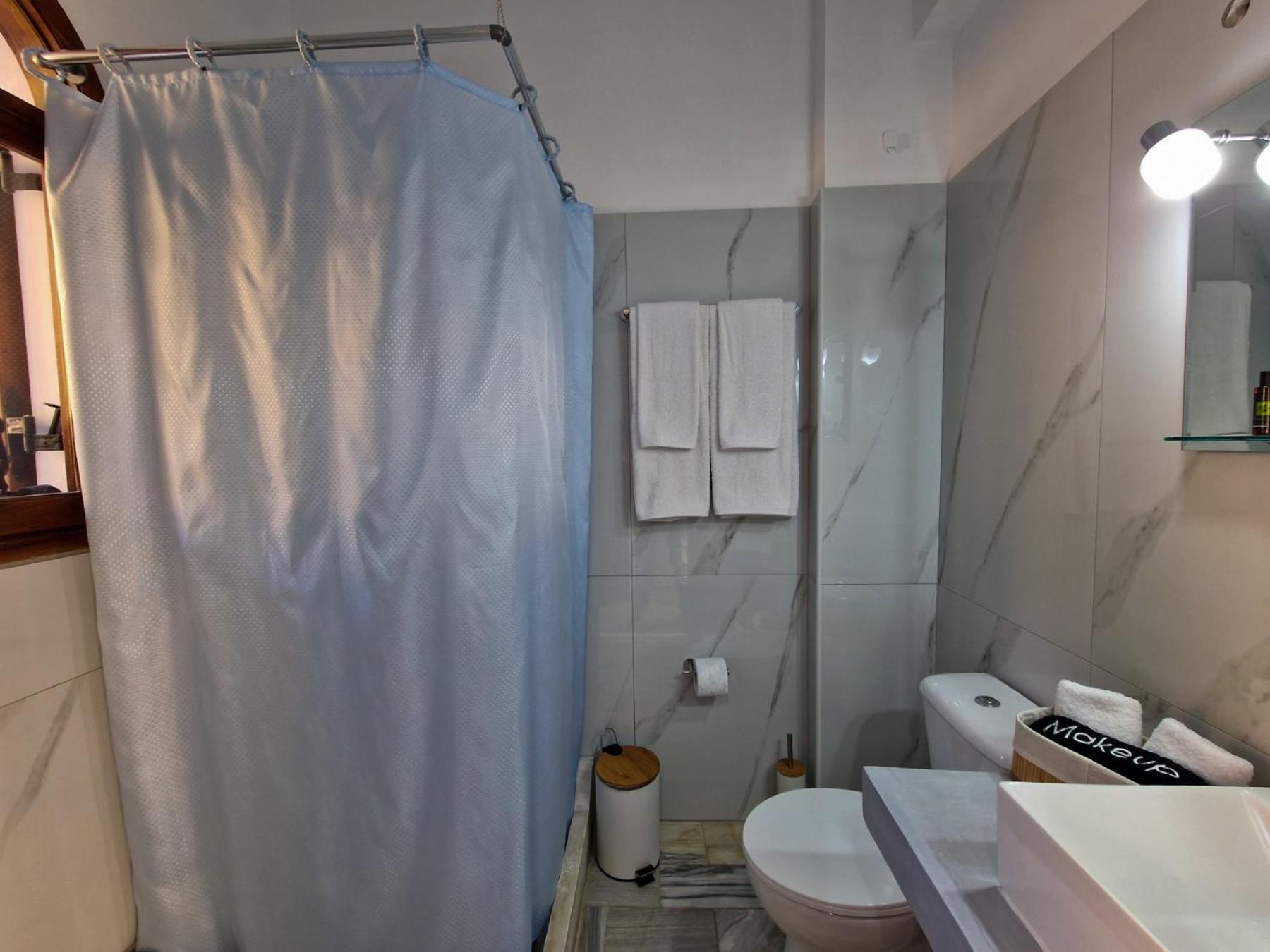 Australia Apartments Kalymnos Town ภายนอก รูปภาพ