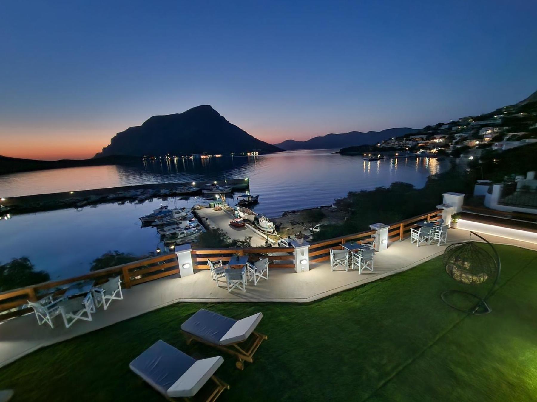 Australia Apartments Kalymnos Town ภายนอก รูปภาพ