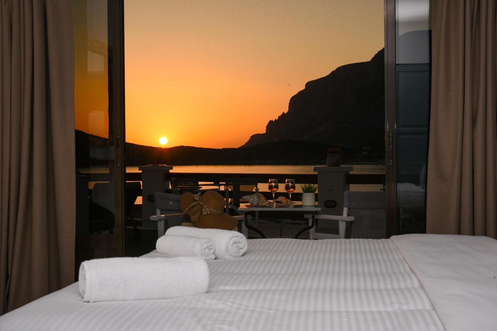 Australia Apartments Kalymnos Town ภายนอก รูปภาพ