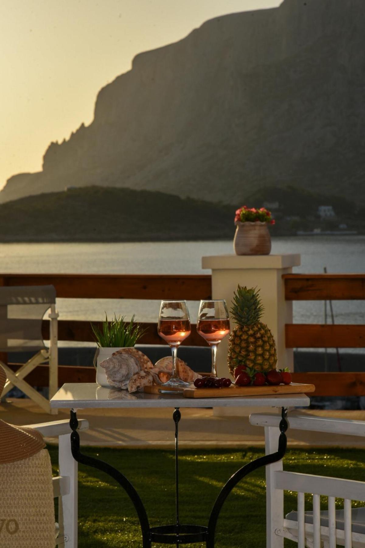 Australia Apartments Kalymnos Town ภายนอก รูปภาพ